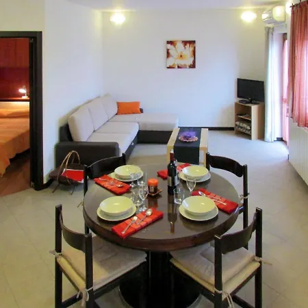 Apartment Lina By Interhome